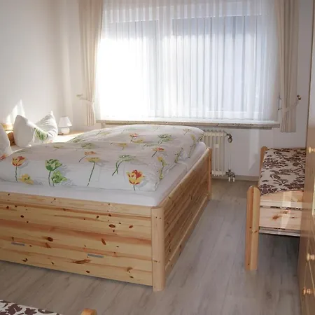 Schmidt Apartman *